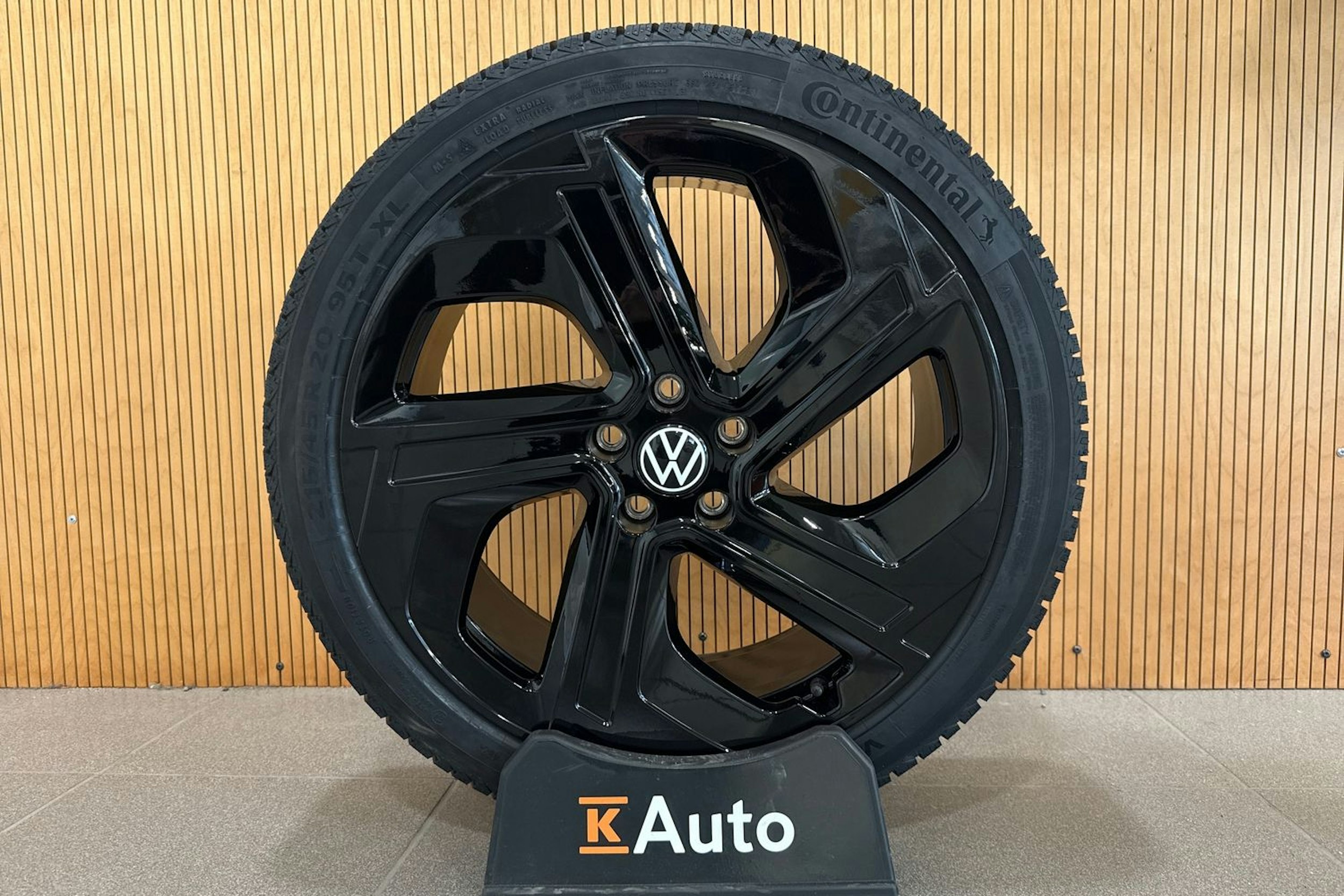 met. harmaa Volkswagen ID.3 2025 kuva 10.