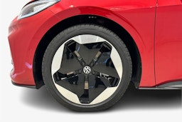 met. punainen Volkswagen ID.3 2025 kuva 9.