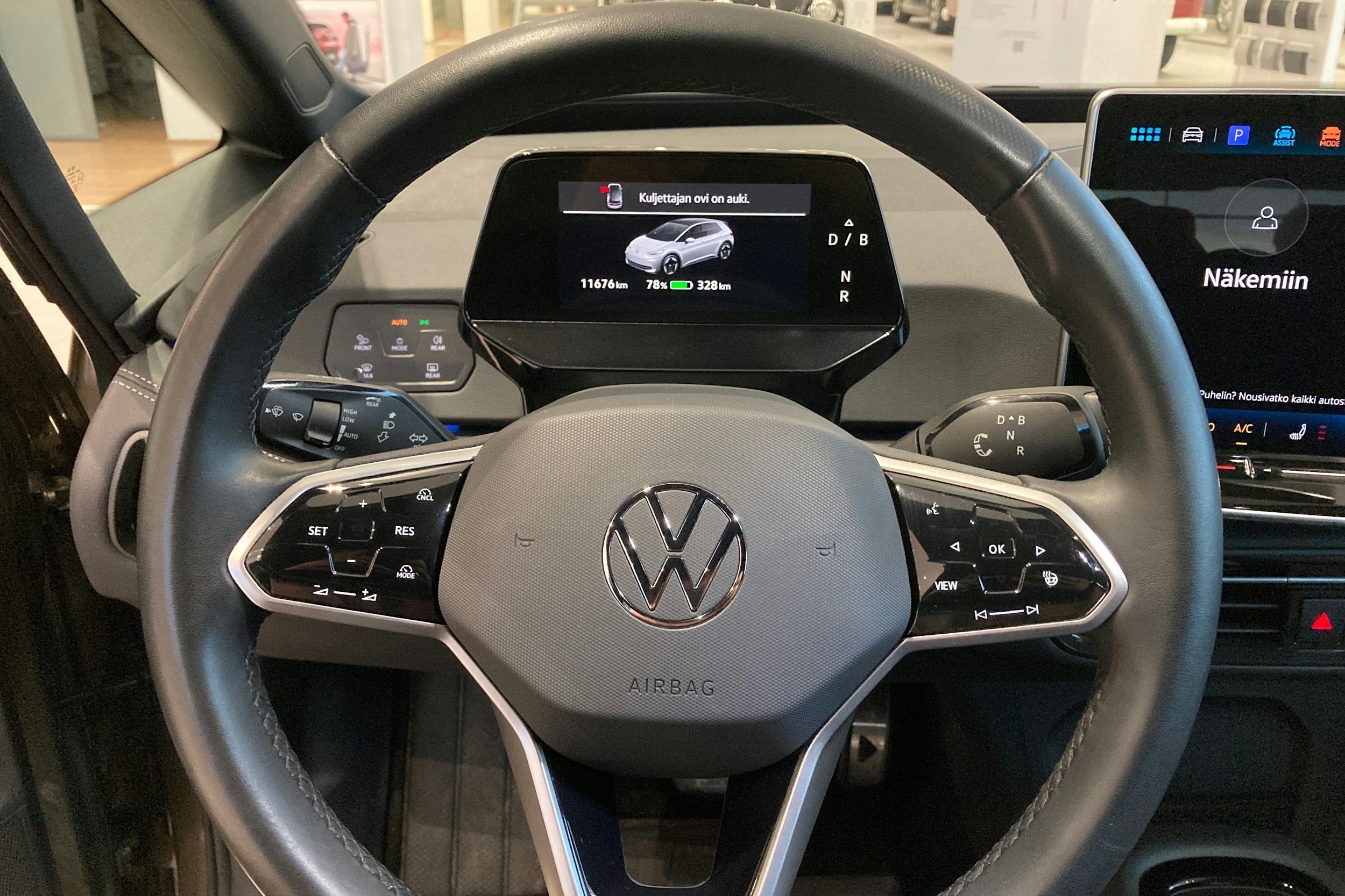 vihreä Volkswagen ID.3 2025 kuva 13.