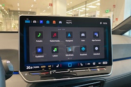 vihreä Volkswagen ID.3 2025 kuva 15.