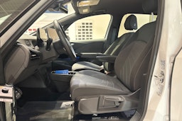 valkoinen Volkswagen ID.3 2025 kuva 11.