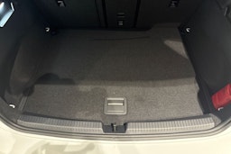 valkoinen Volkswagen ID.3 2025 kuva 13.