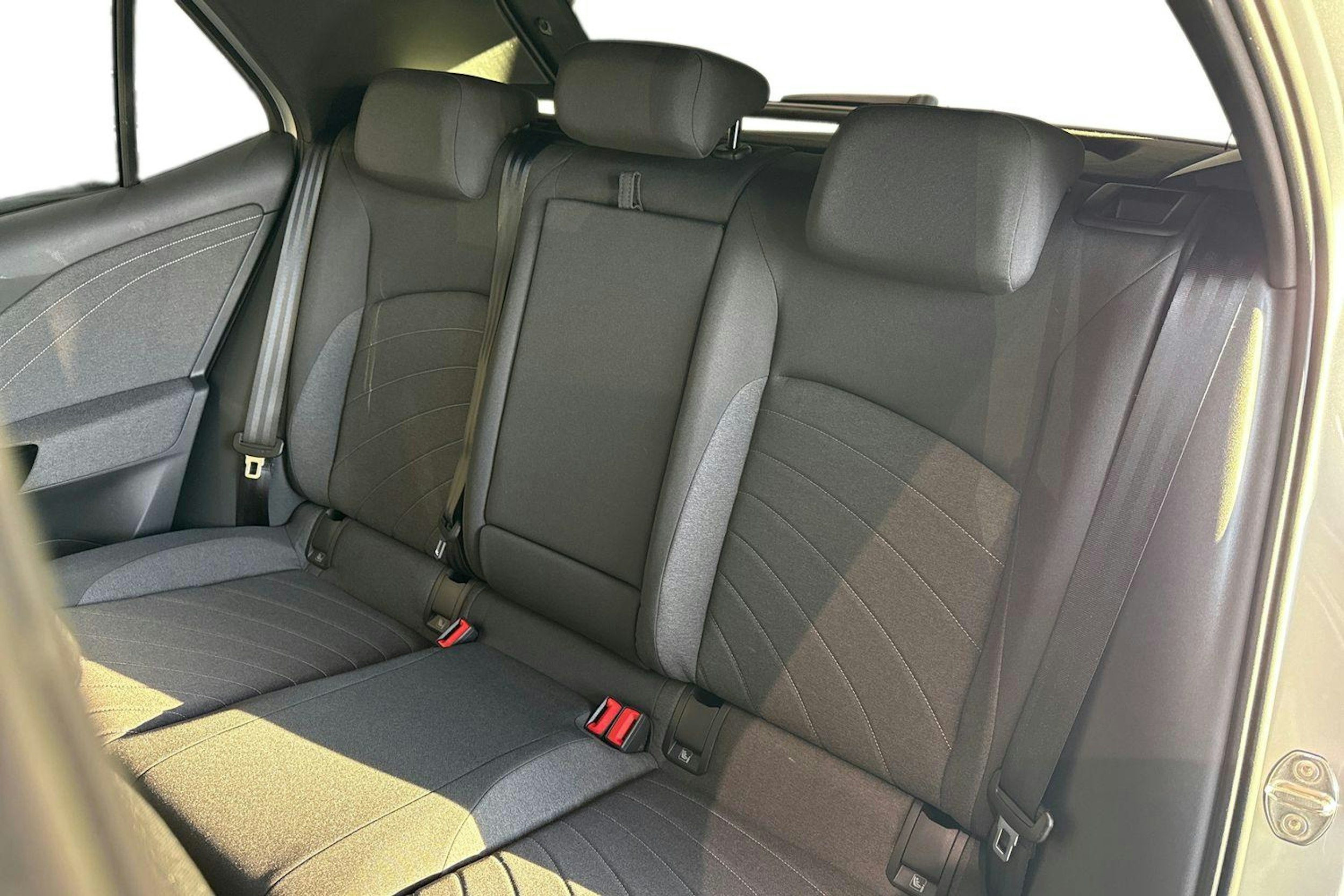 harmaa Volkswagen ID.3 2025 kuva 8.