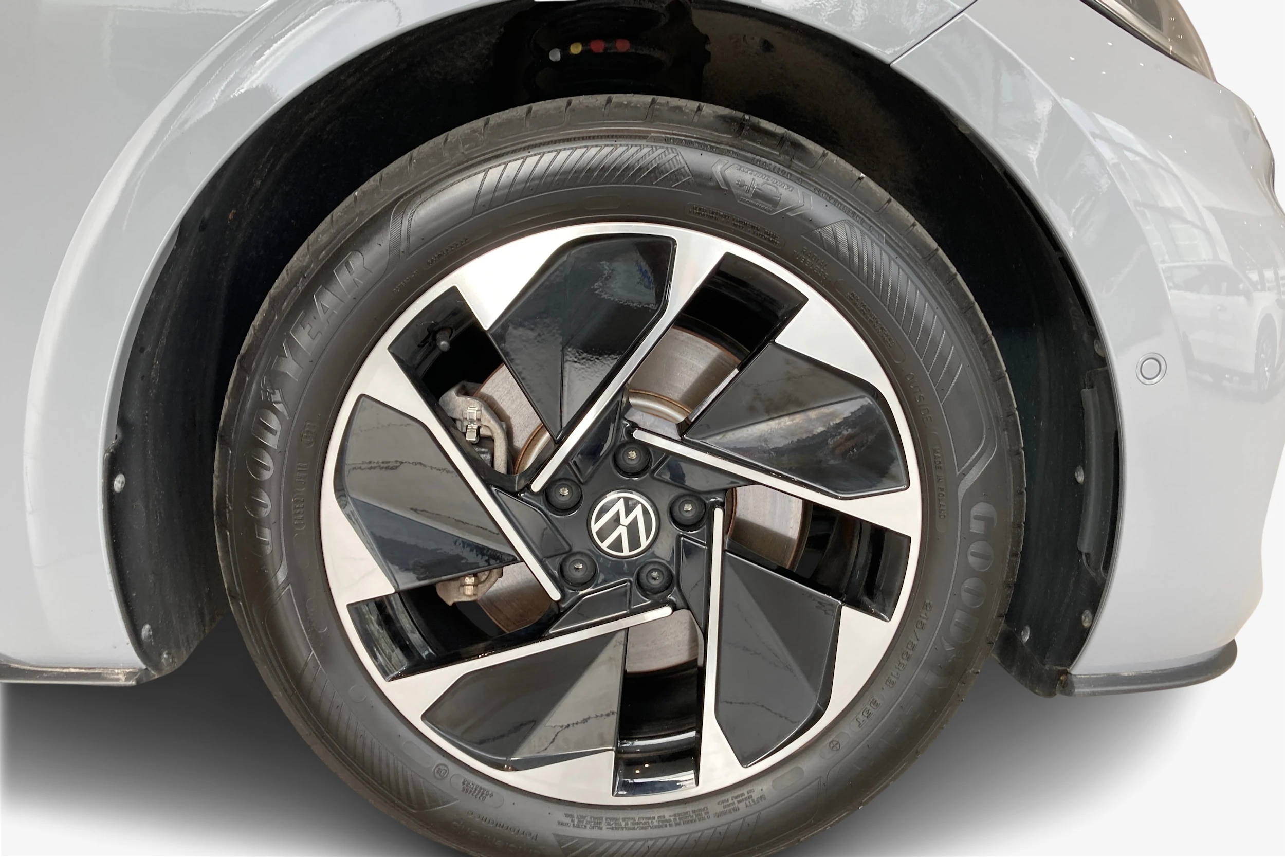 harmaa Volkswagen ID.3 2025 kuva 9.