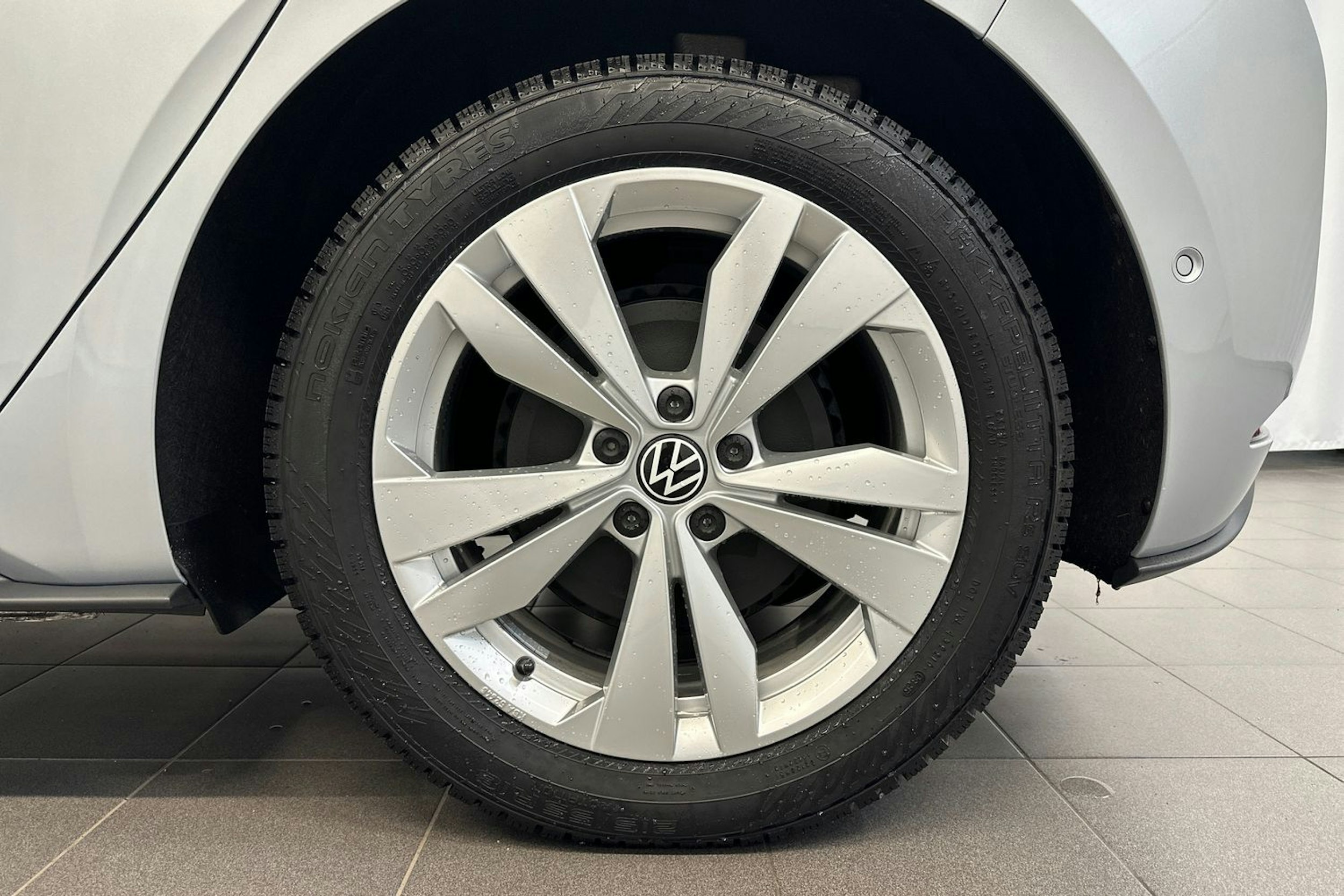 hopea Volkswagen ID.3 2025 kuva 10.