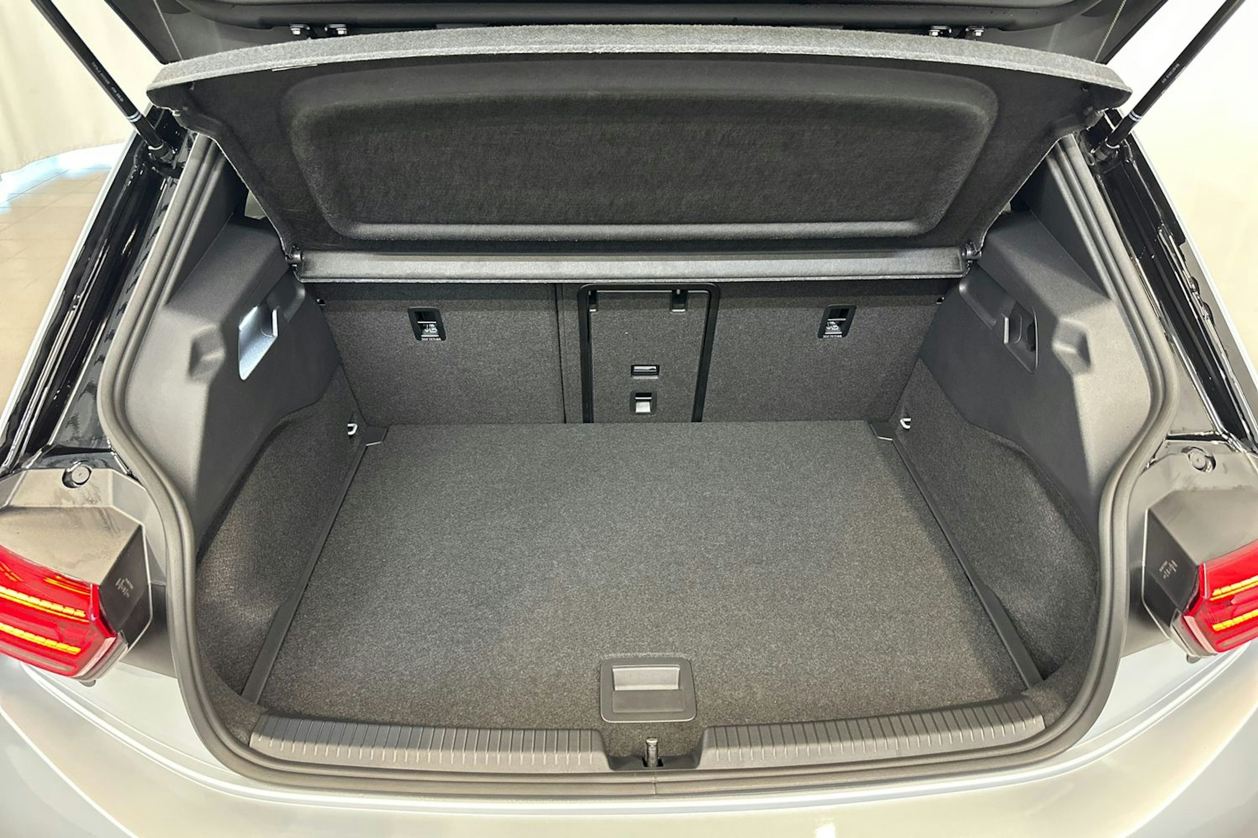 hopea Volkswagen ID.3 2025 kuva 11.