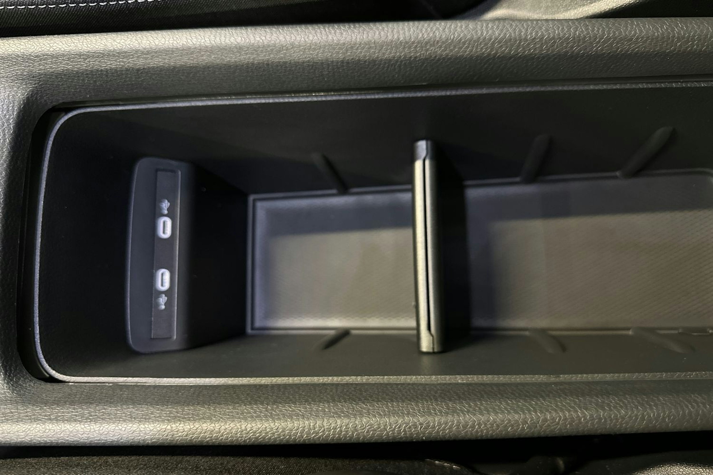 hopea Volkswagen ID.3 2025 kuva 27.