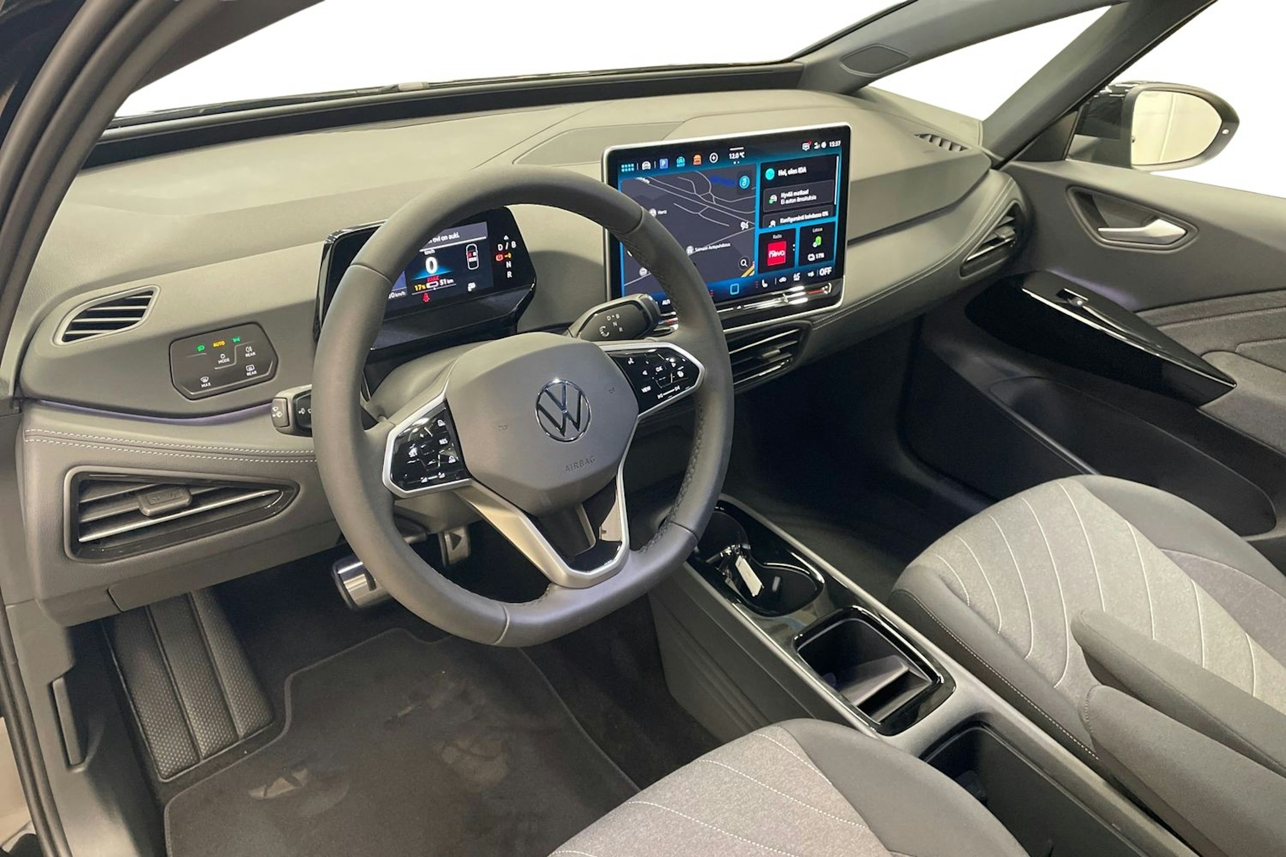 musta Volkswagen ID.3 2025 kuva 6.