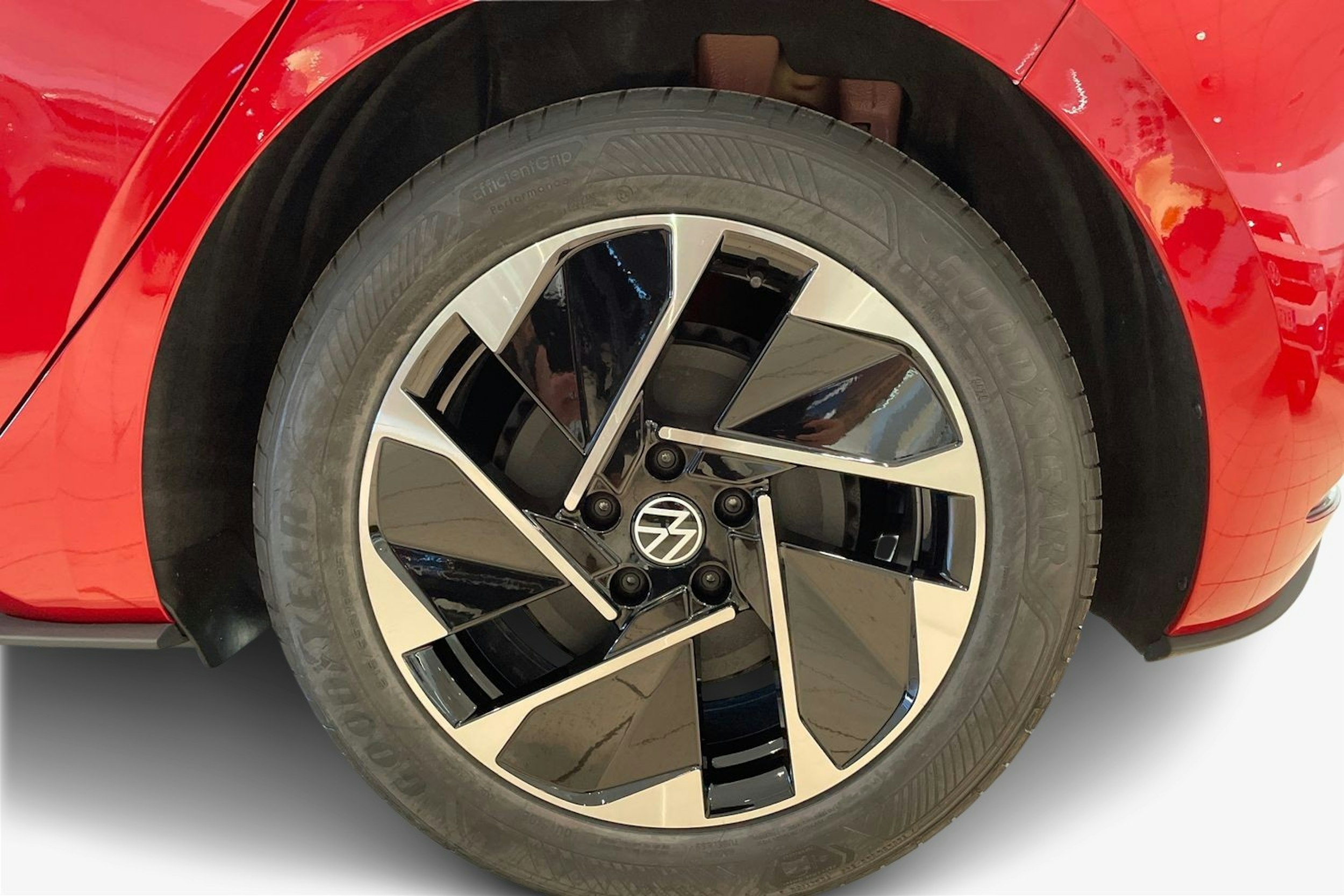 punainen Volkswagen ID.3 2025 kuva 9.