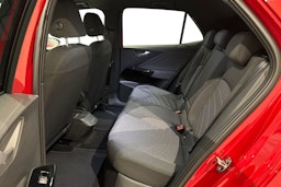 met. Punainen Volkswagen ID.3 2025 kuva 8.