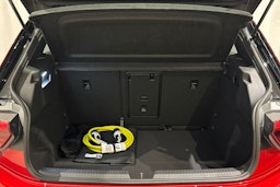 met. Punainen Volkswagen ID.3 2025 kuva 10.