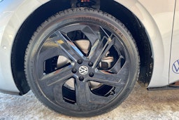 Harmaa Volkswagen ID.3 2025 kuva 9.