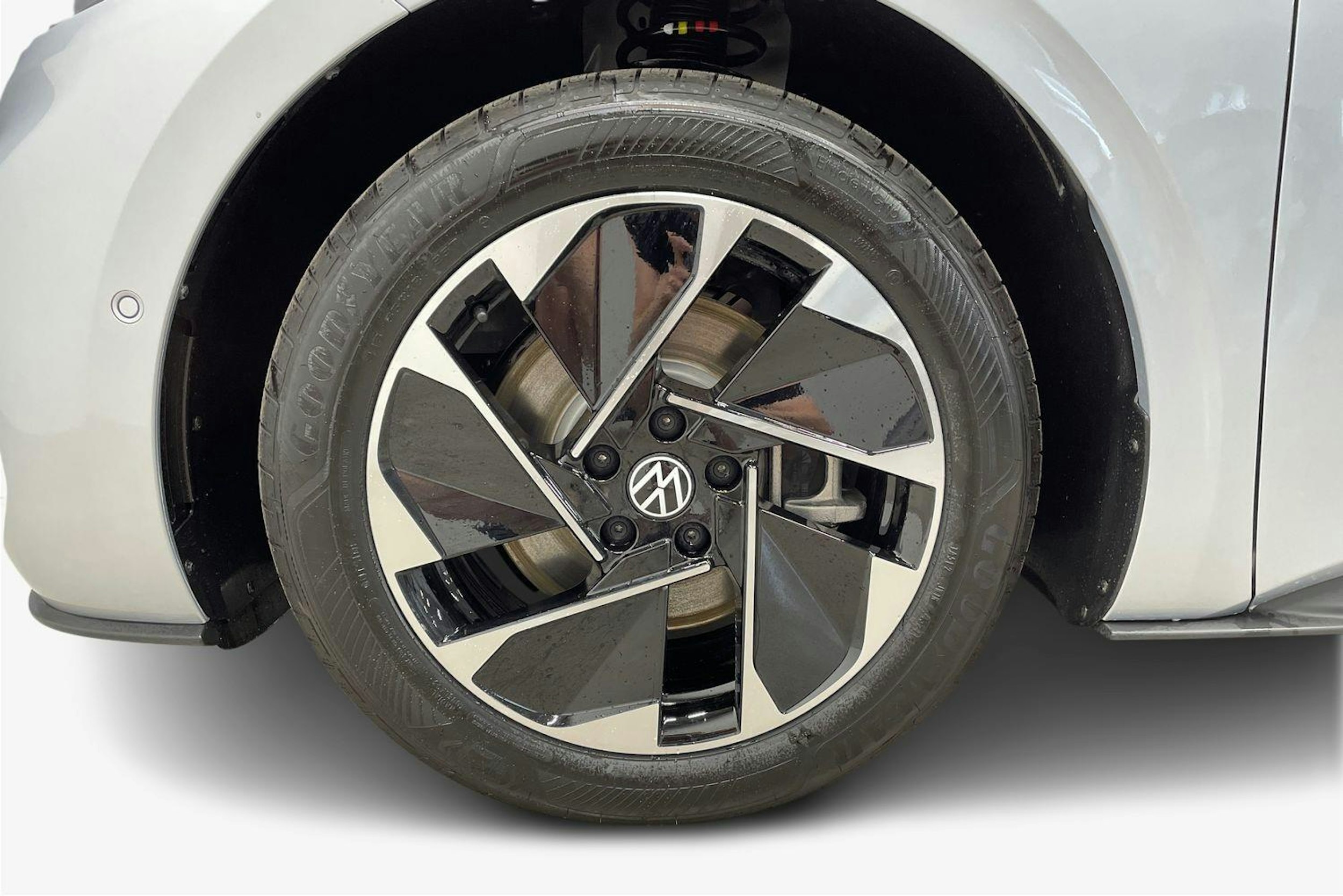 harmaa Volkswagen ID.3 2025 kuva 9.