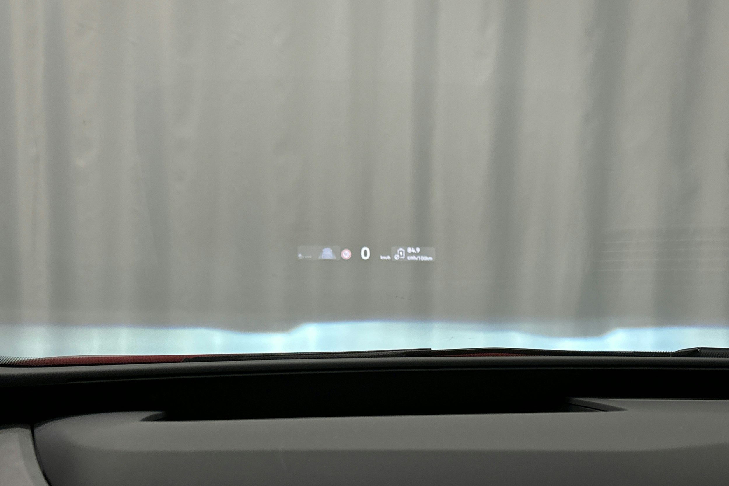 punainen Volkswagen ID.3 2025 kuva 17.