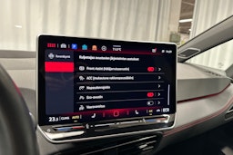 punainen Volkswagen ID.3 2025 kuva 22.