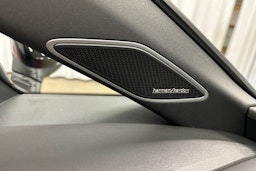 punainen Volkswagen ID.3 2025 kuva 30.