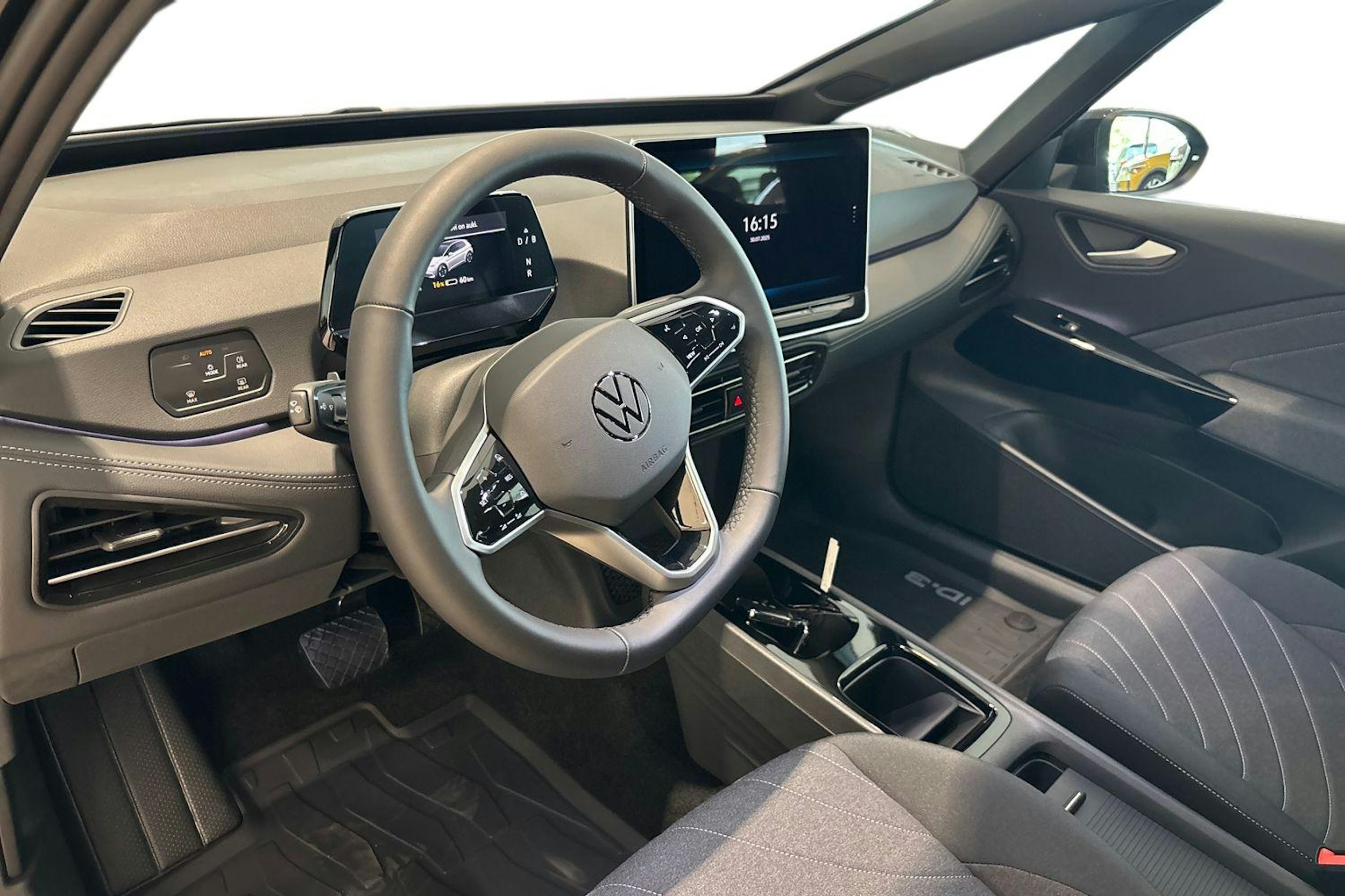 musta Volkswagen ID.3 2025 kuva 6.