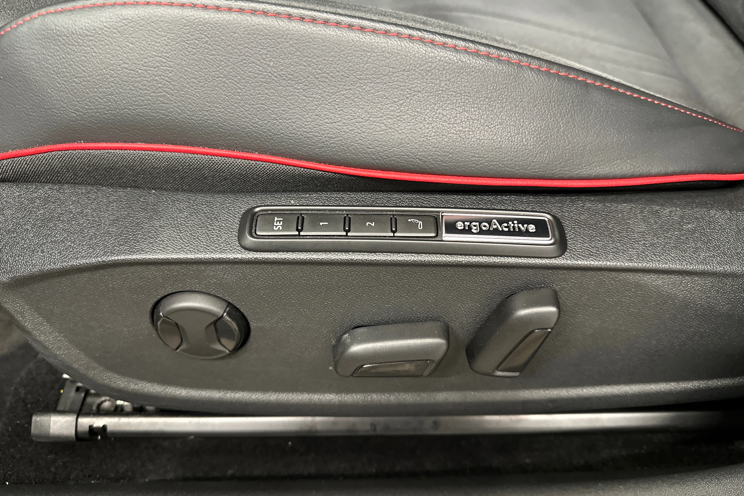 harmaa Volkswagen ID.3 2025 kuva 28.