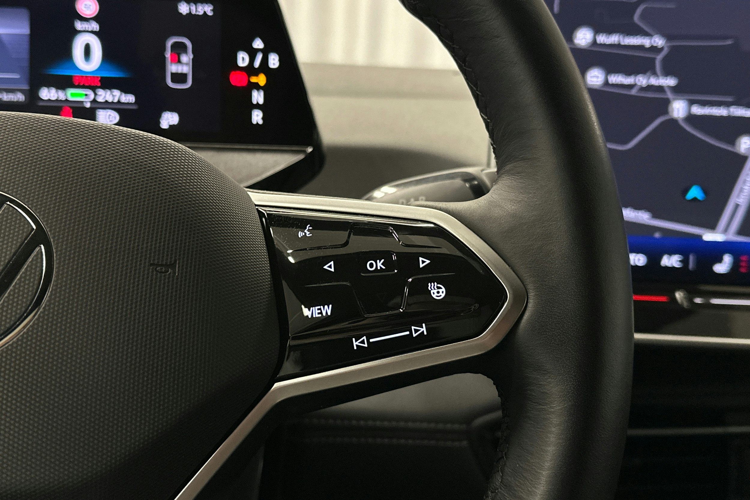 valkoinen Volkswagen ID.3 2025 kuva 15.