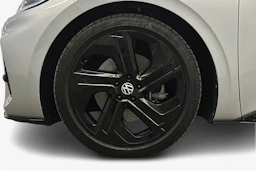 harmaa Volkswagen ID.3 2025 kuva 9.