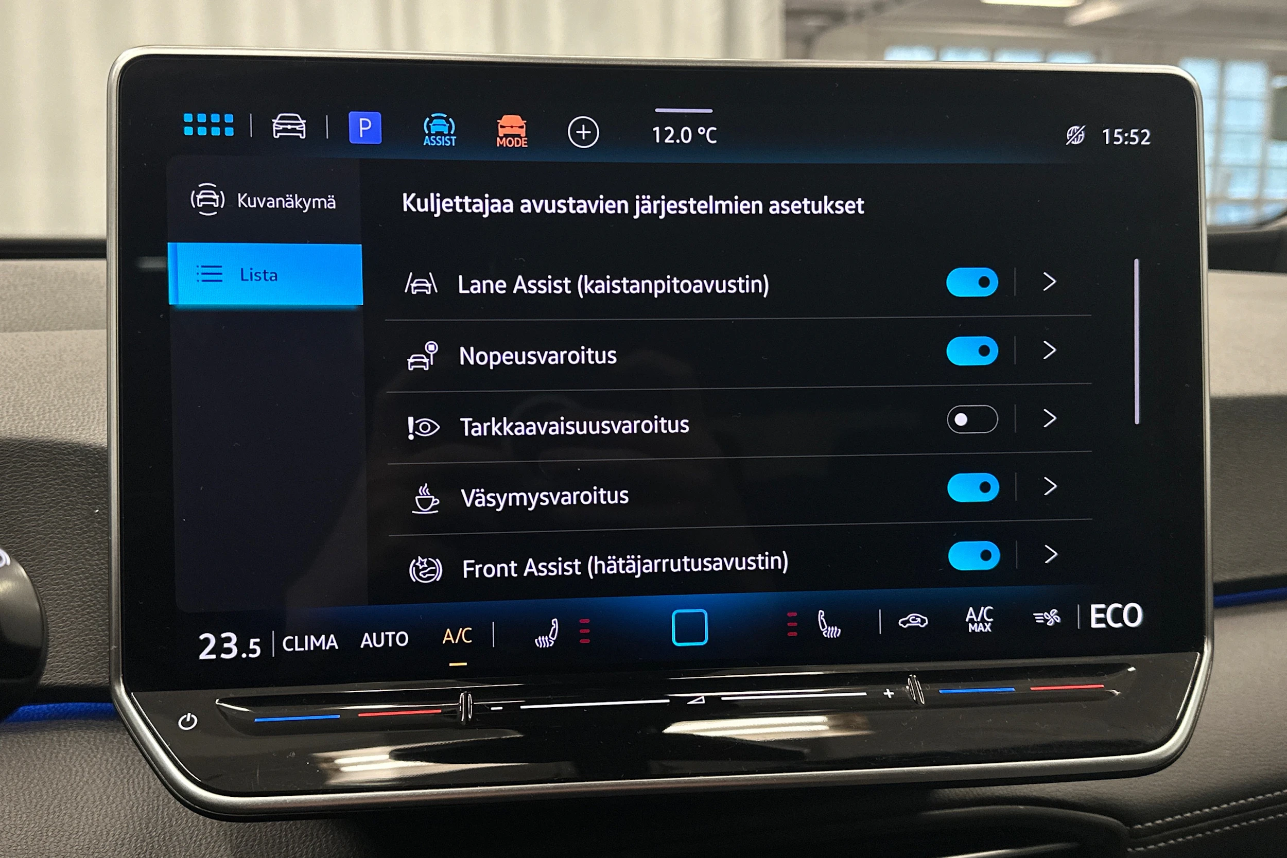 valkoinen Volkswagen ID.3 2025 kuva 21.