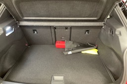 punainen Volkswagen ID.3 2026 kuva 11.