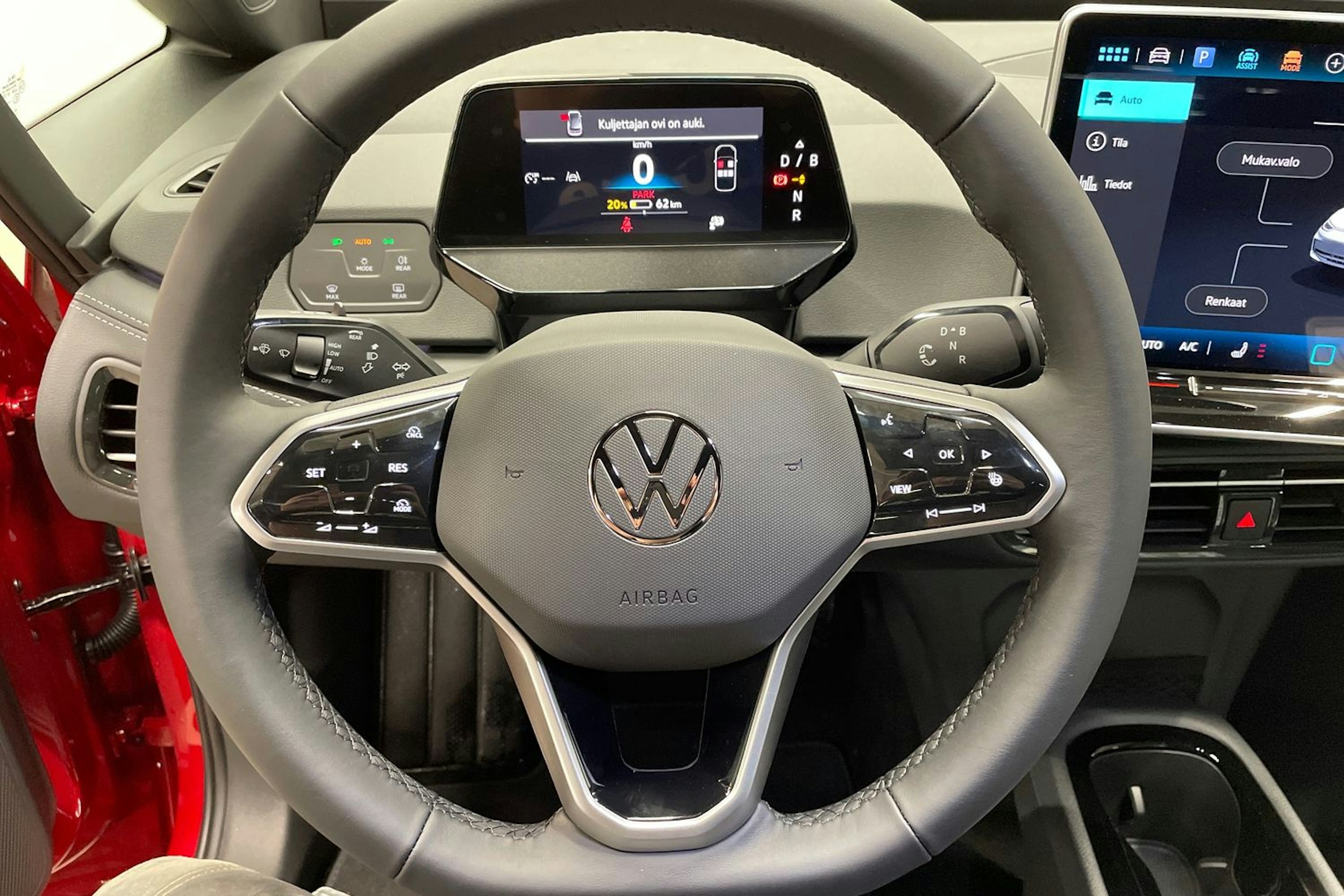 punainen Volkswagen ID.3 2026 kuva 12.