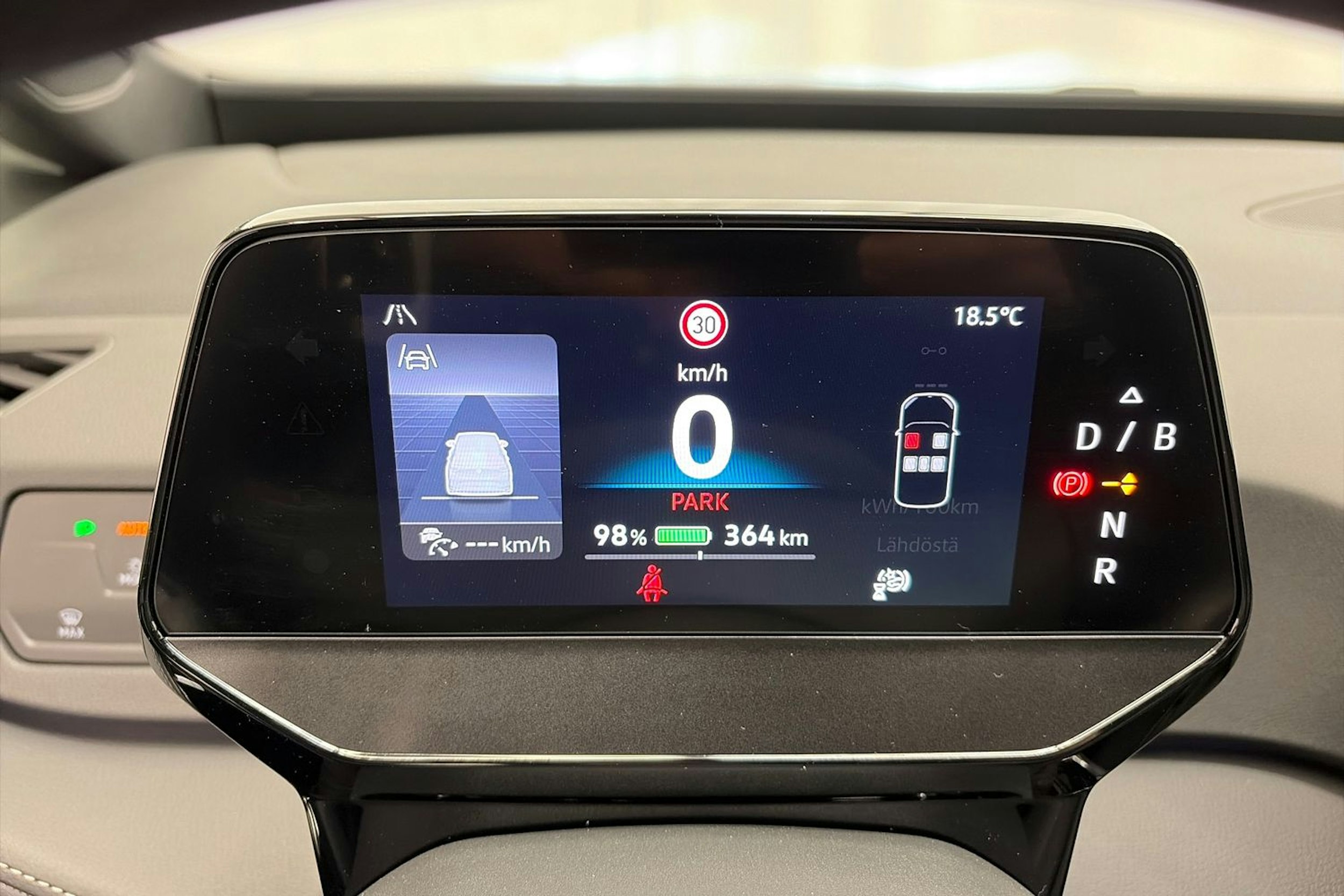 punainen Volkswagen ID.3 2026 kuva 16.