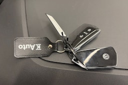 punainen Volkswagen ID.3 2026 kuva 28.