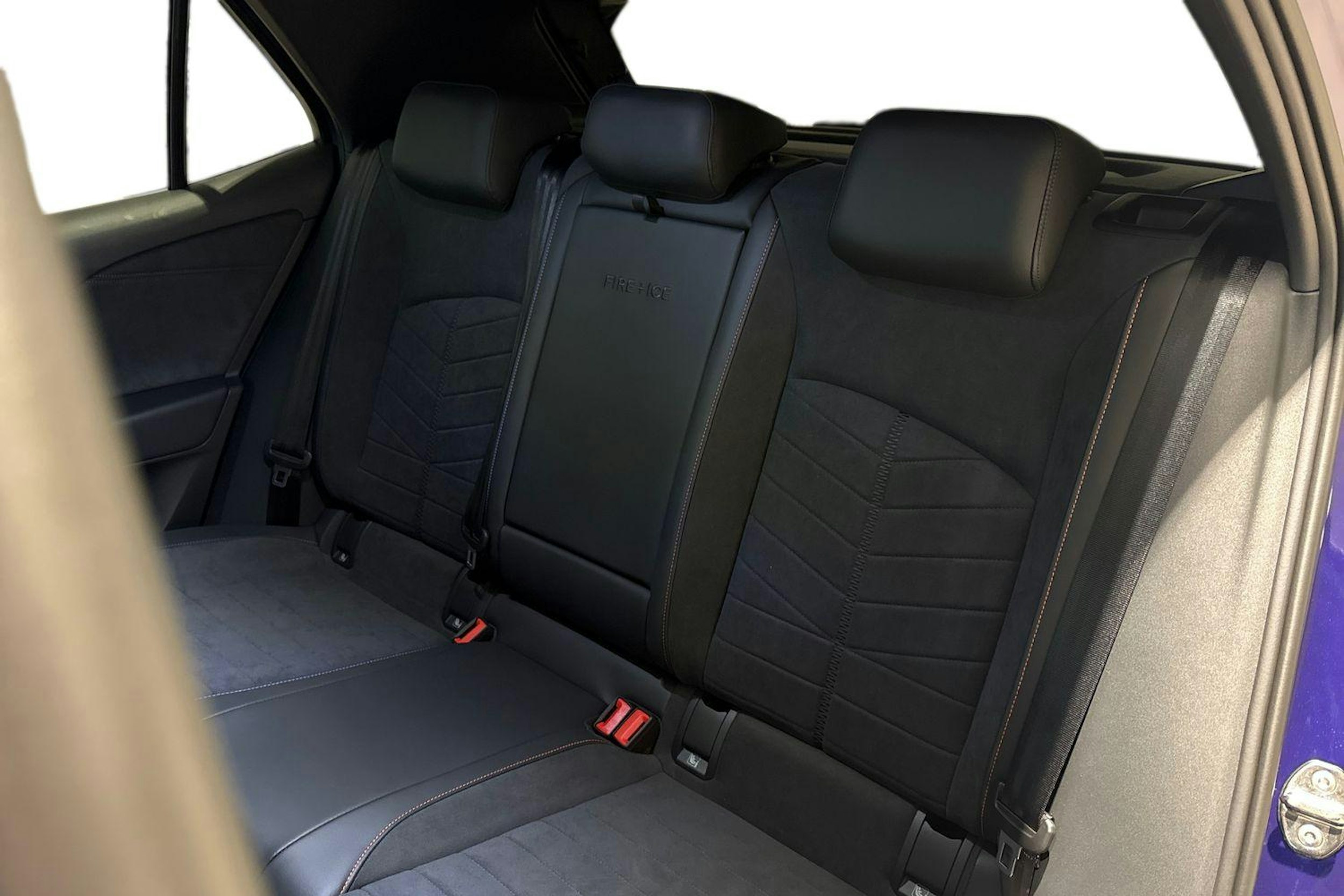 violetti Volkswagen ID.3 2026 kuva 8.