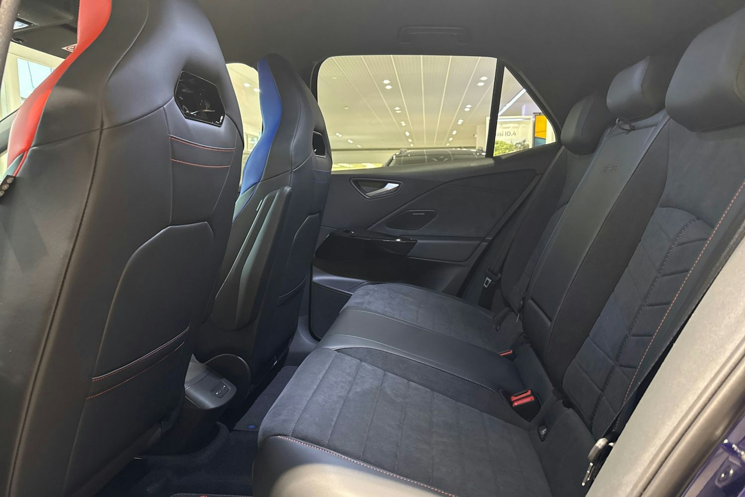 violetti Volkswagen ID.3 2026 kuva 12.