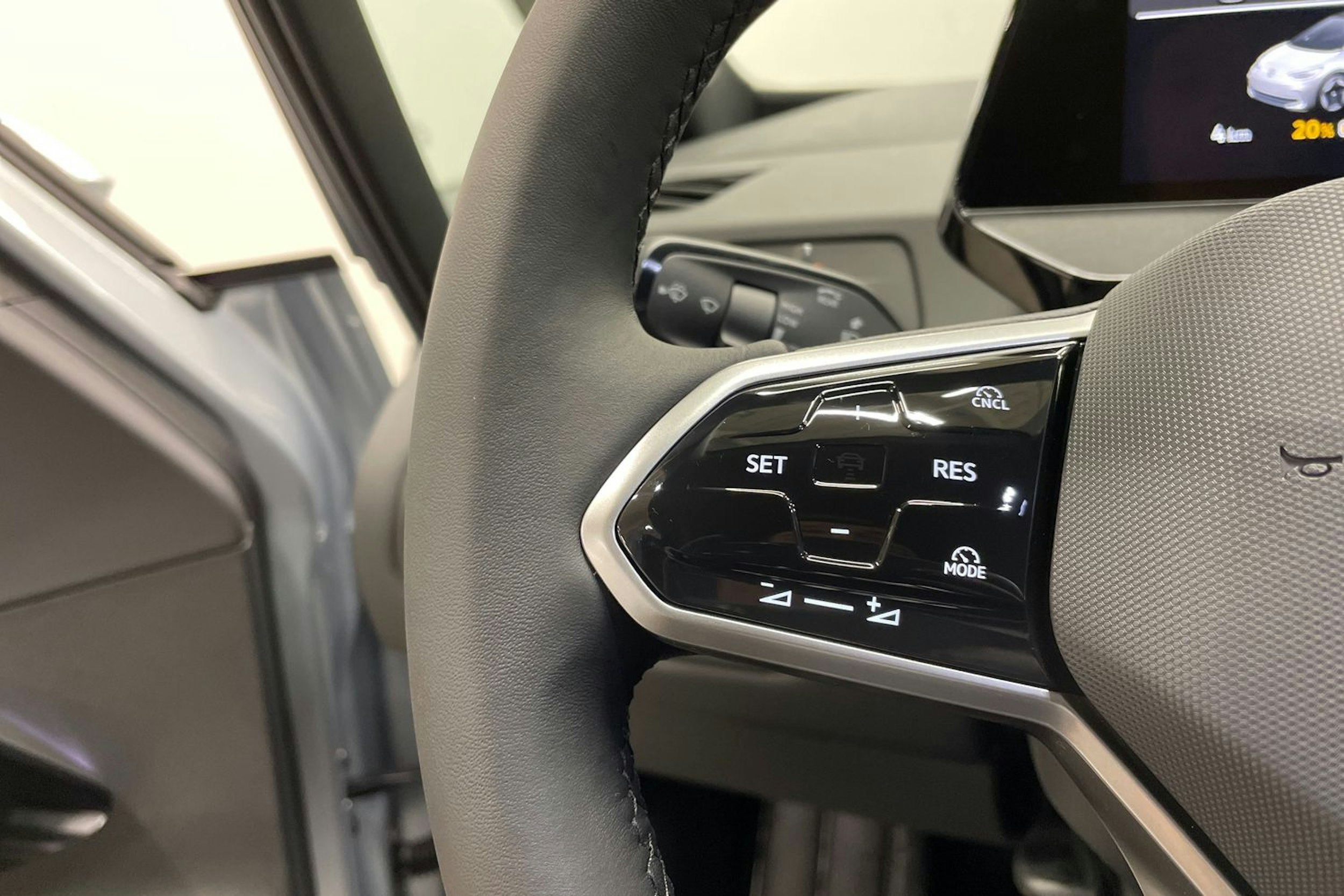 harmaa Volkswagen ID.3 2026 kuva 12.