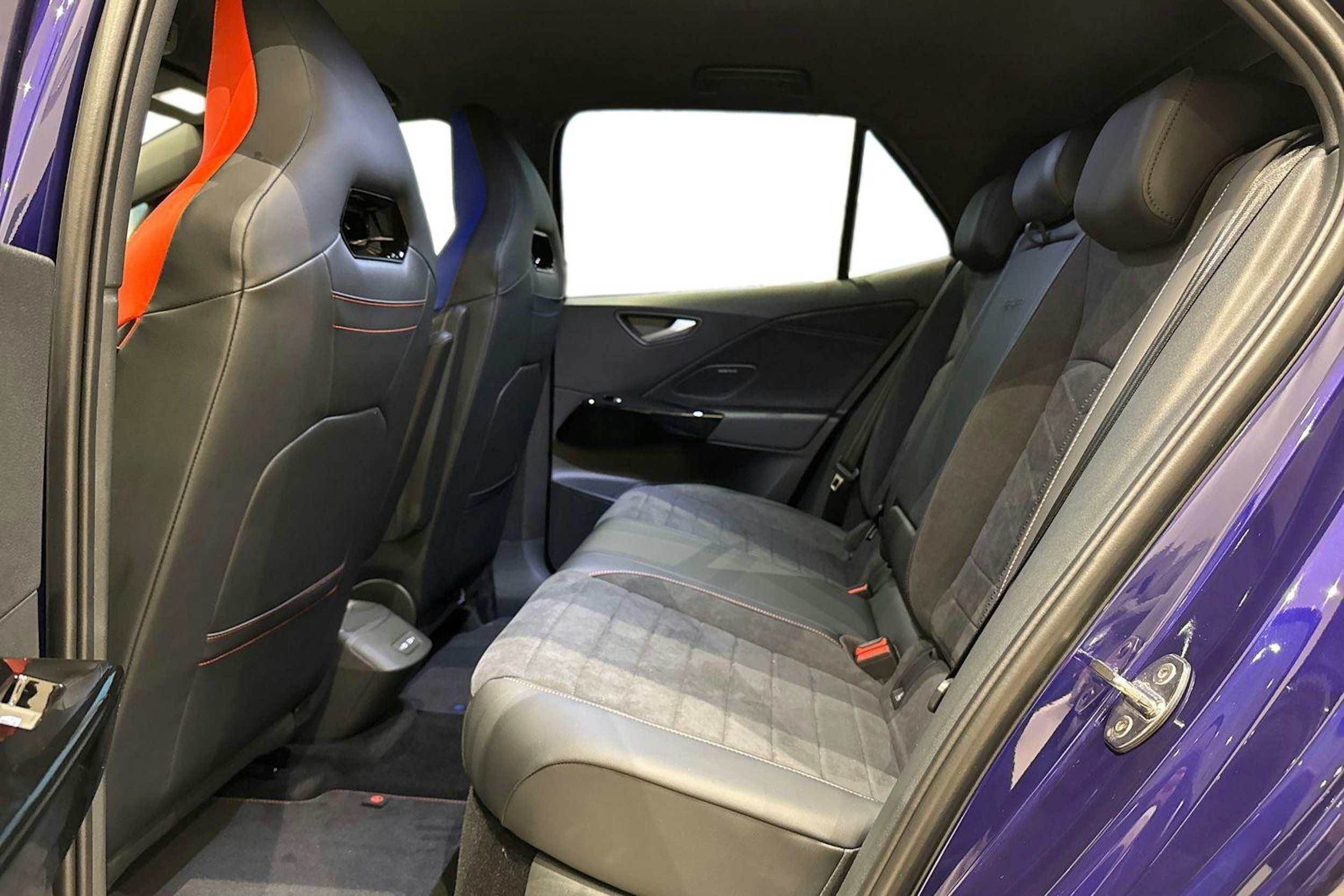 met. violetti Volkswagen ID.3 2026 kuva 8.