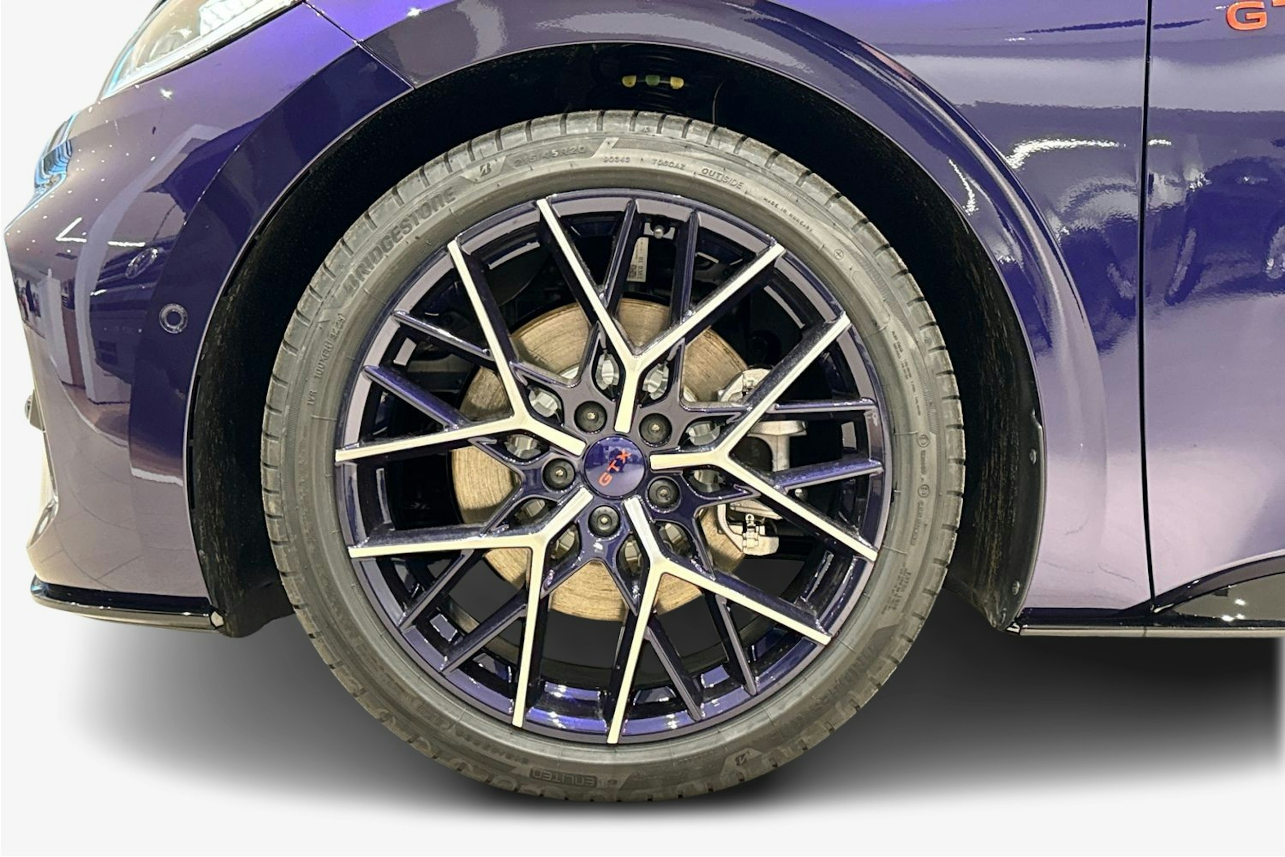 met. violetti Volkswagen ID.3 2026 kuva 9.