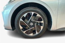 harmaa Volkswagen ID.3 2026 kuva 9.