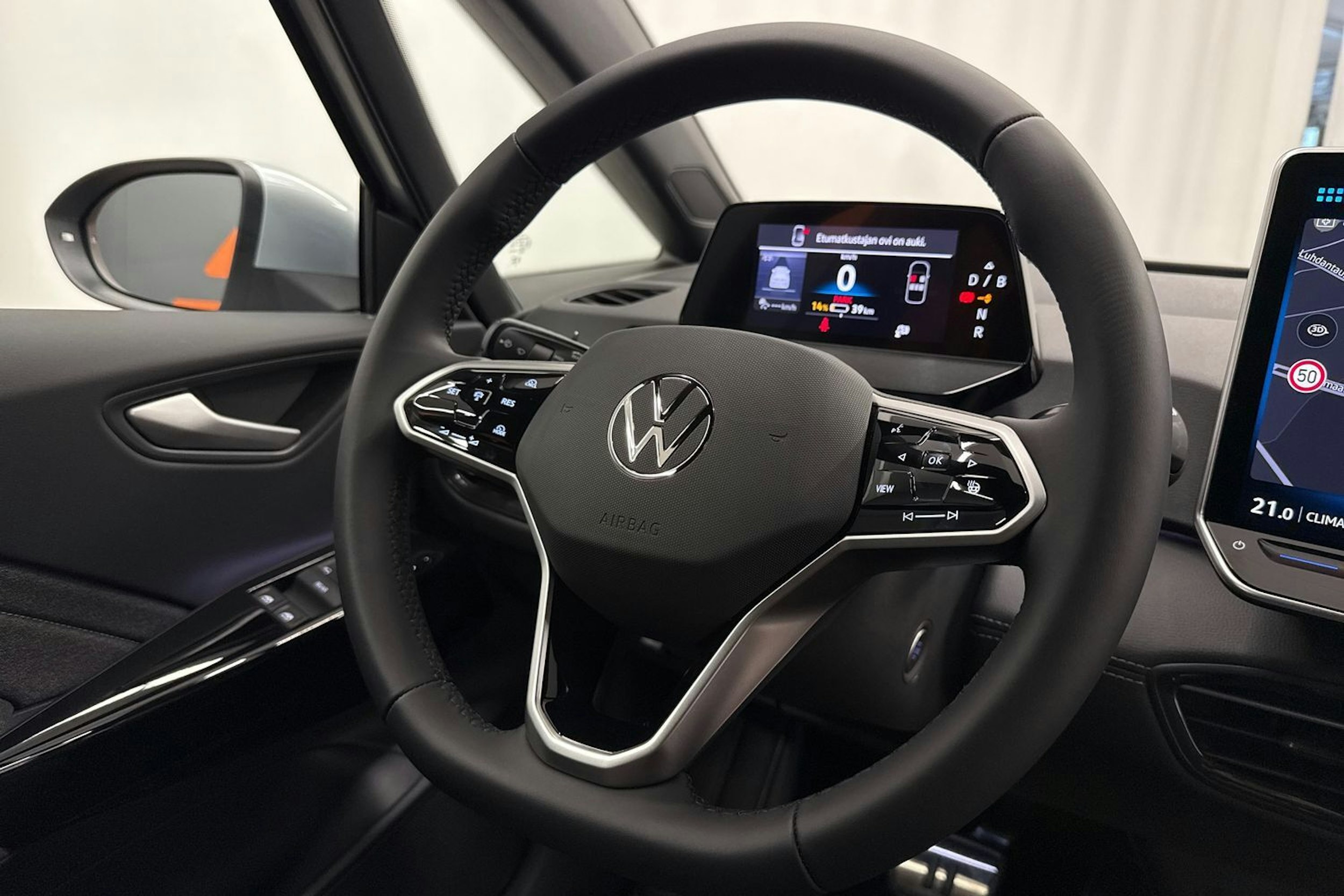 met. harmaa Volkswagen ID.3 2026 kuva 13.