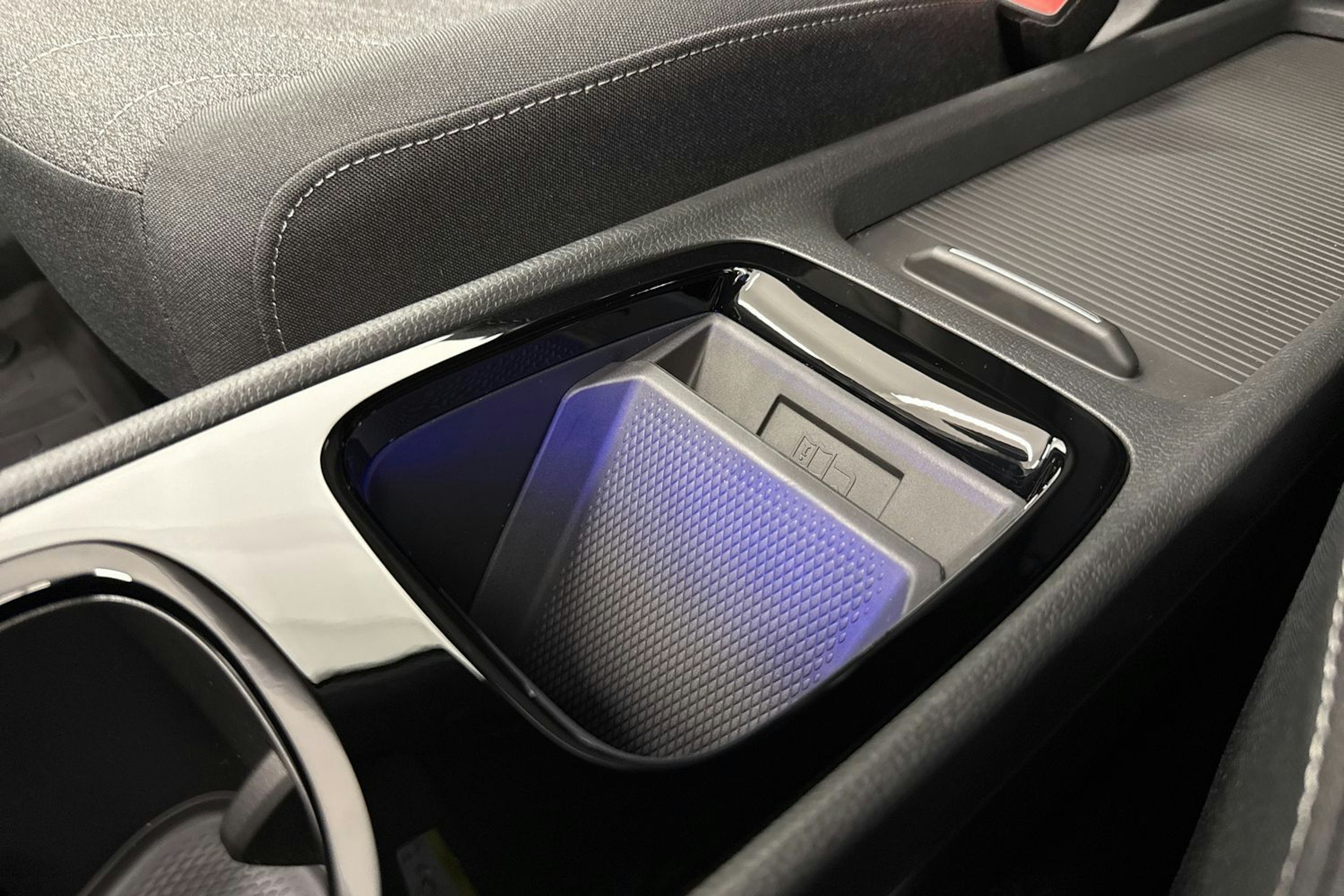 met. harmaa Volkswagen ID.3 2026 kuva 24.