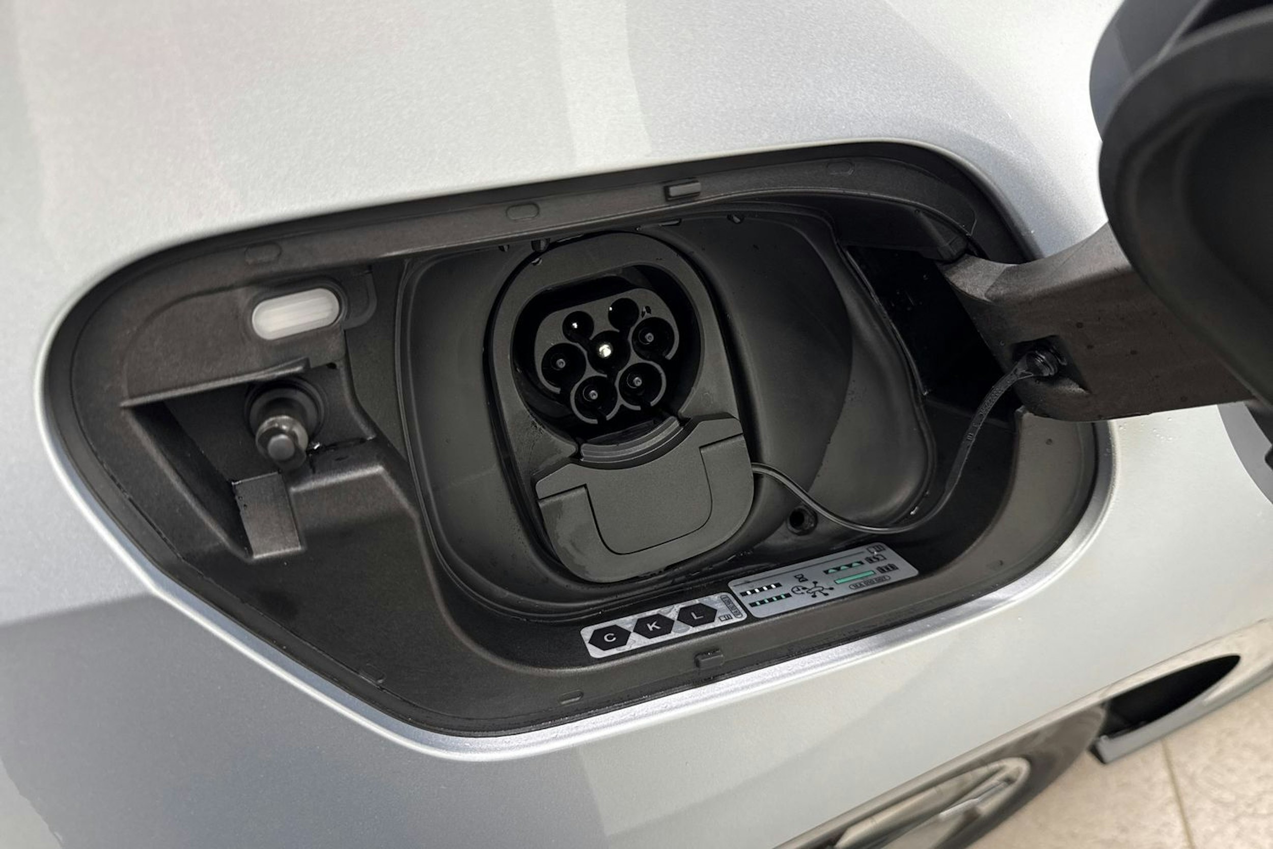 met. harmaa Volkswagen ID.3 2026 kuva 30.