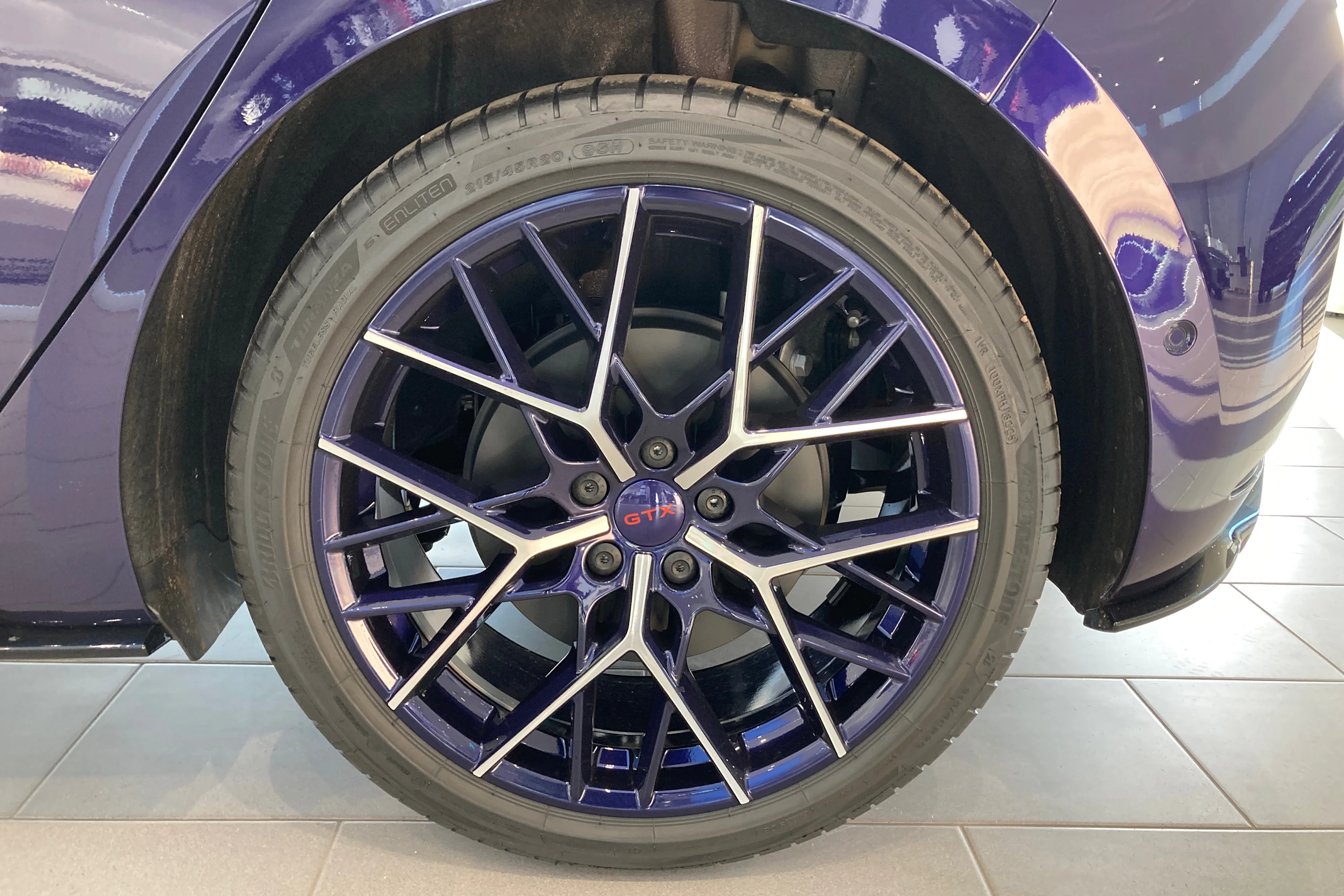 violetti Volkswagen ID.3 2026 kuva 10.