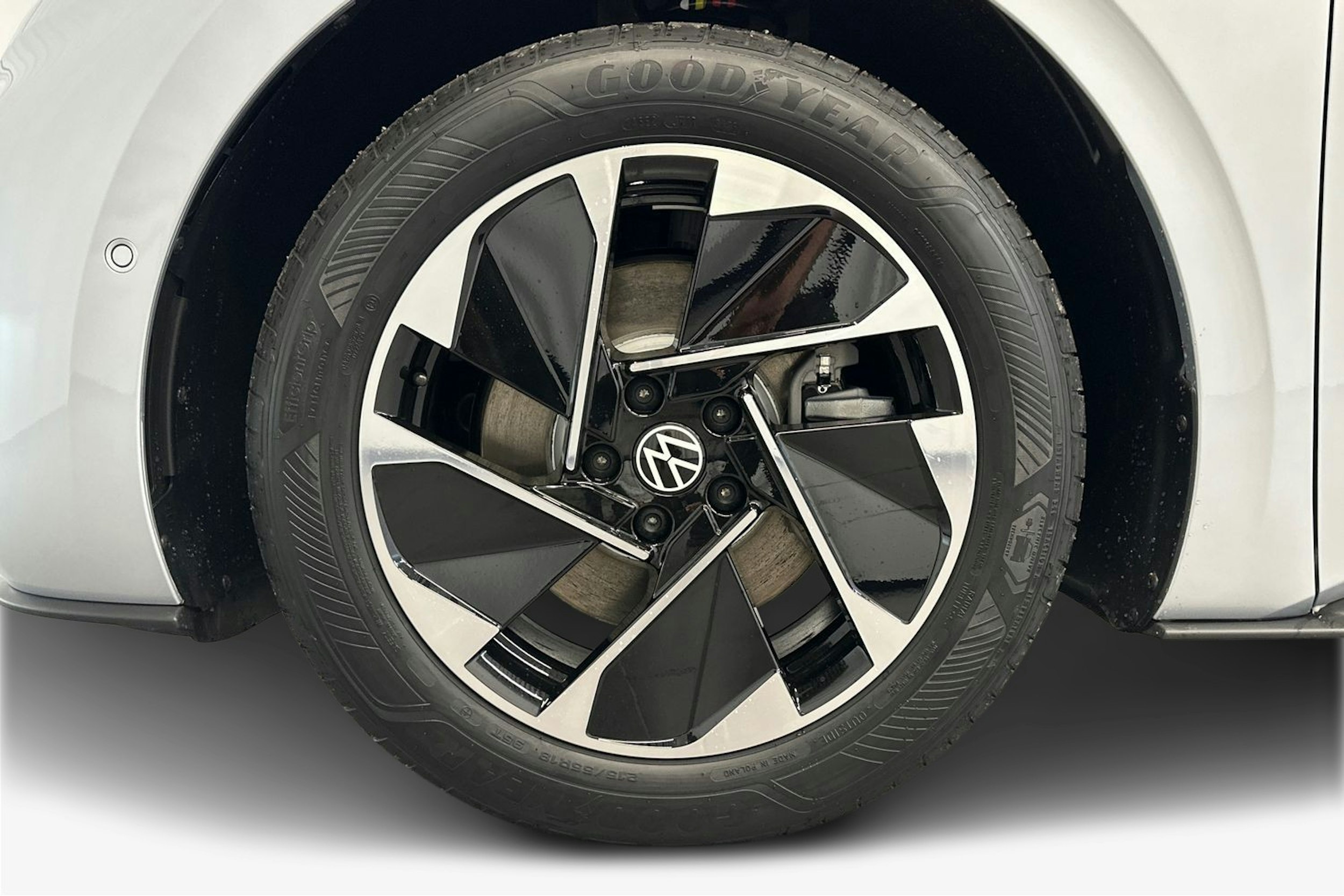 harmaa Volkswagen ID.3 2026 kuva 9.