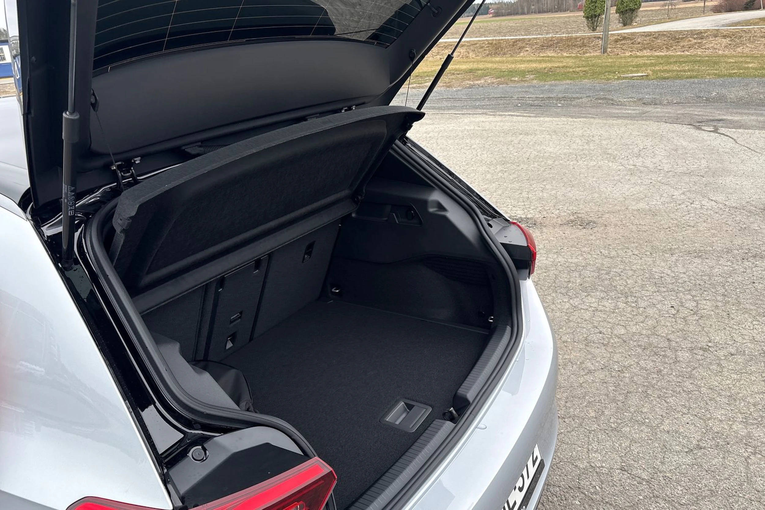 harmaa Volkswagen ID.3 2026 kuva 12.