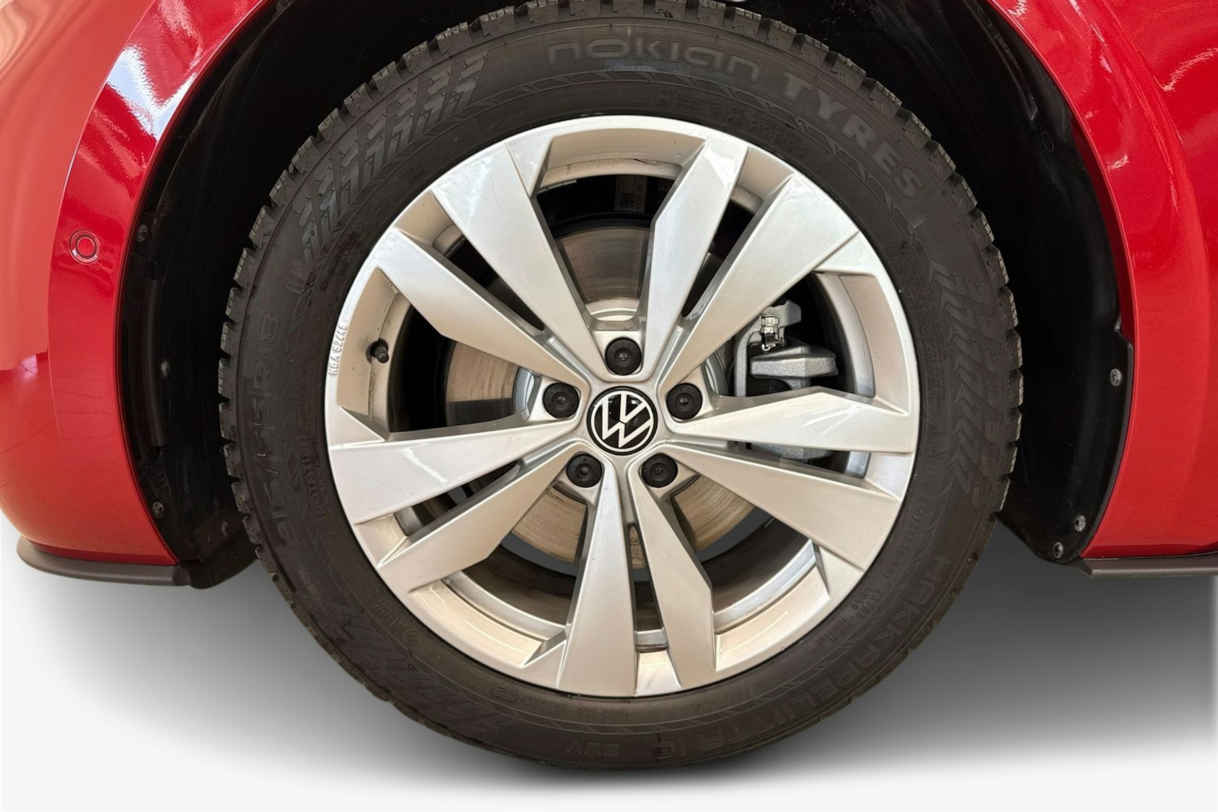 met. punainen Volkswagen ID.3 2026 kuva 9.