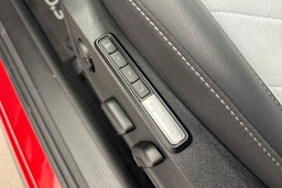 met. punainen Volkswagen ID.3 2026 kuva 11.