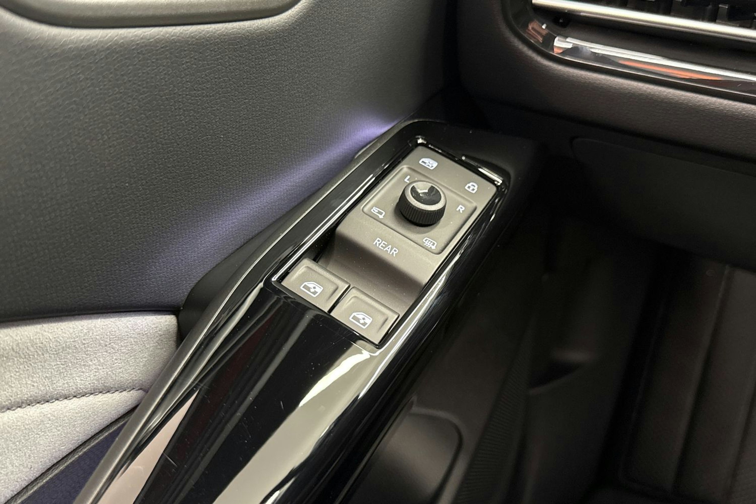 met. punainen Volkswagen ID.3 2026 kuva 19.