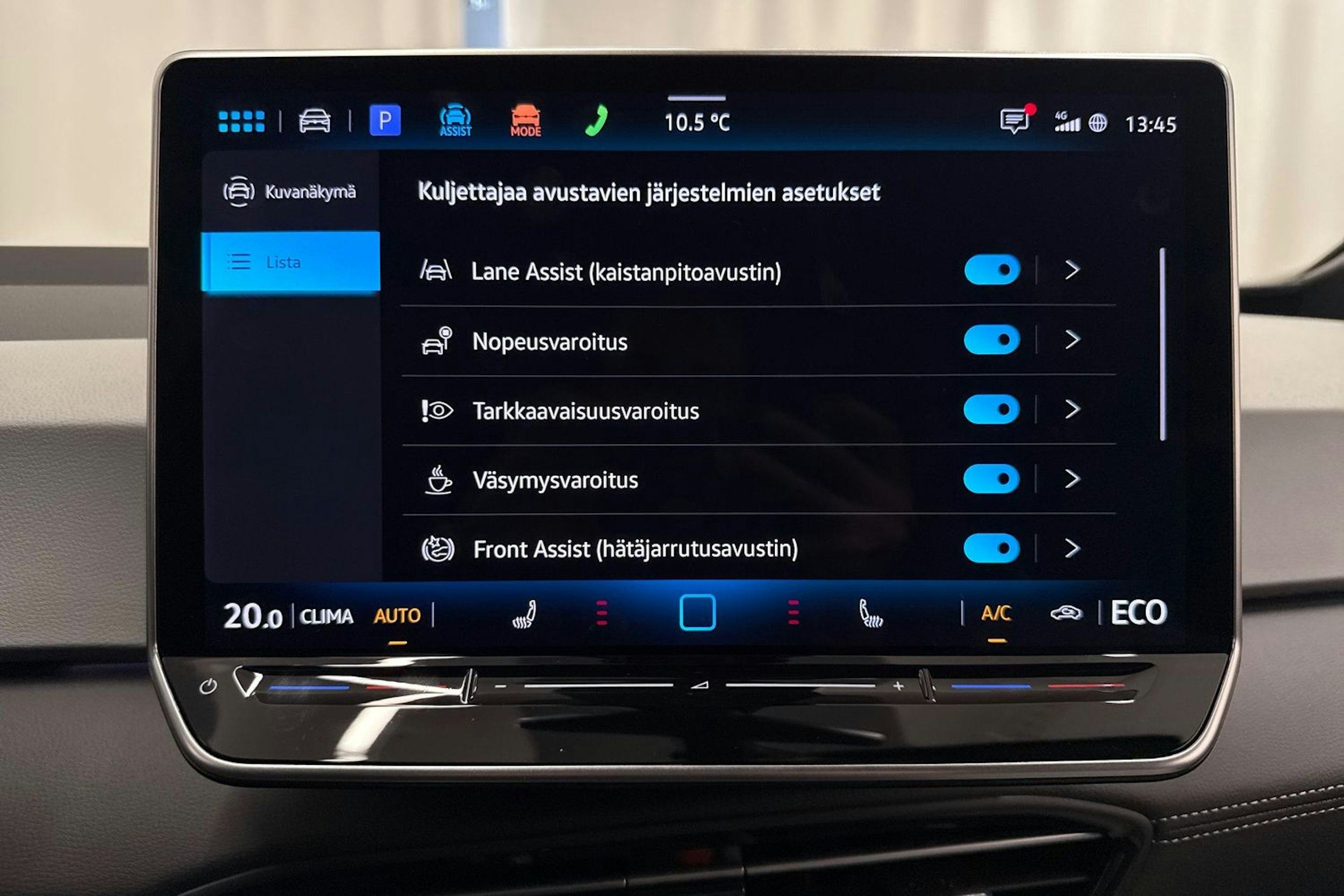 met. punainen Volkswagen ID.3 2026 kuva 25.