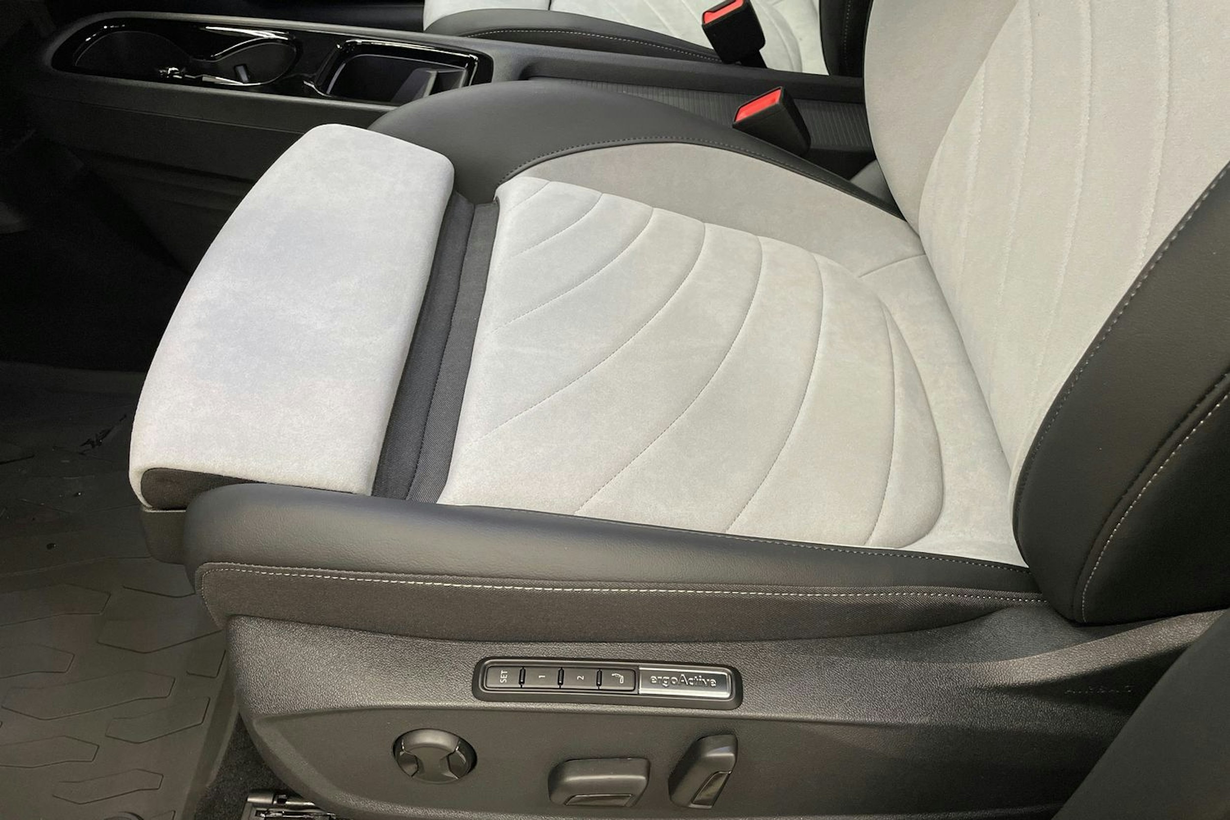 musta Volkswagen ID.3 2026 kuva 10.