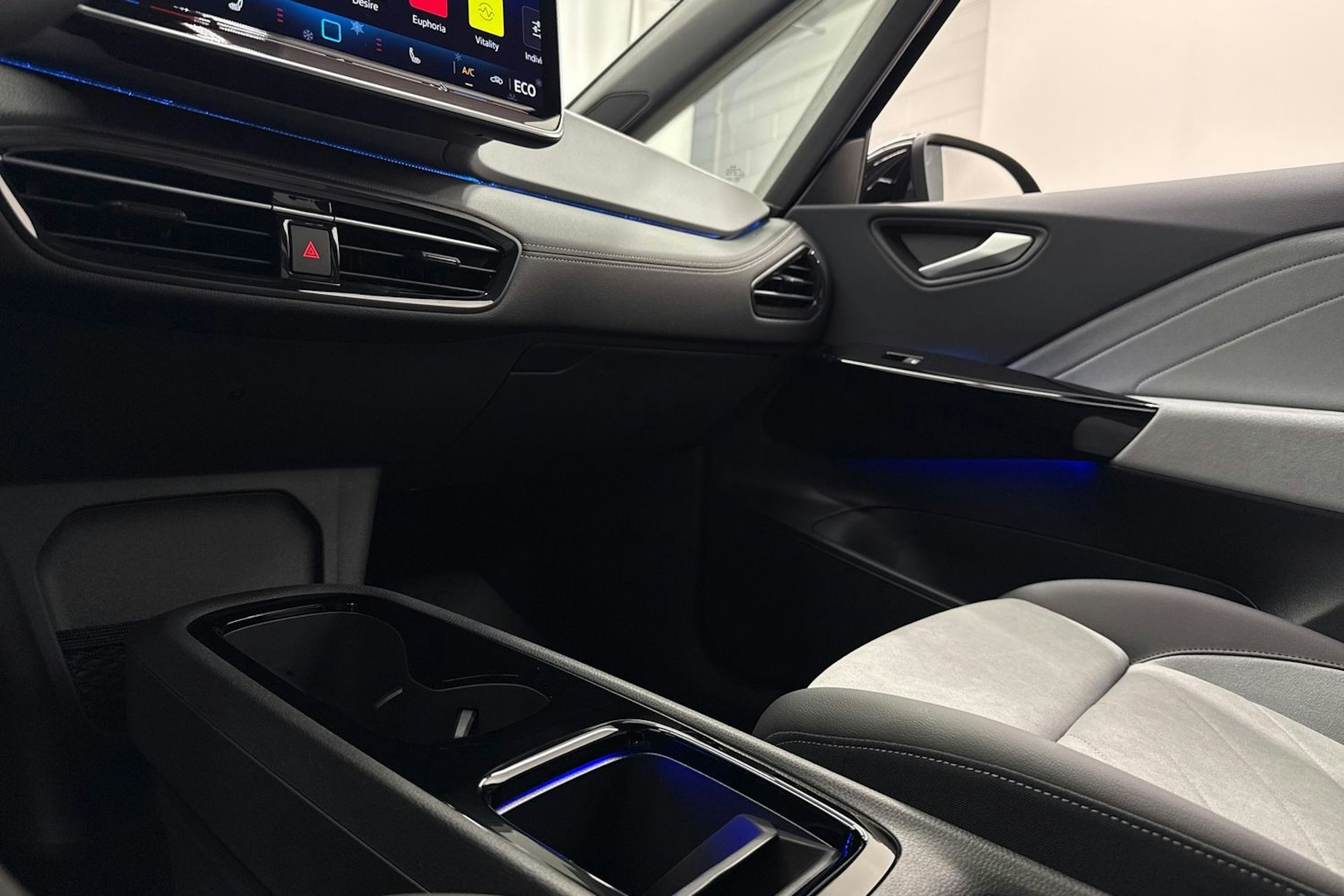 met. musta Volkswagen ID.3 2026 kuva 27.