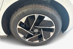 valkoinen Volkswagen ID.3 2026 kuva 9.