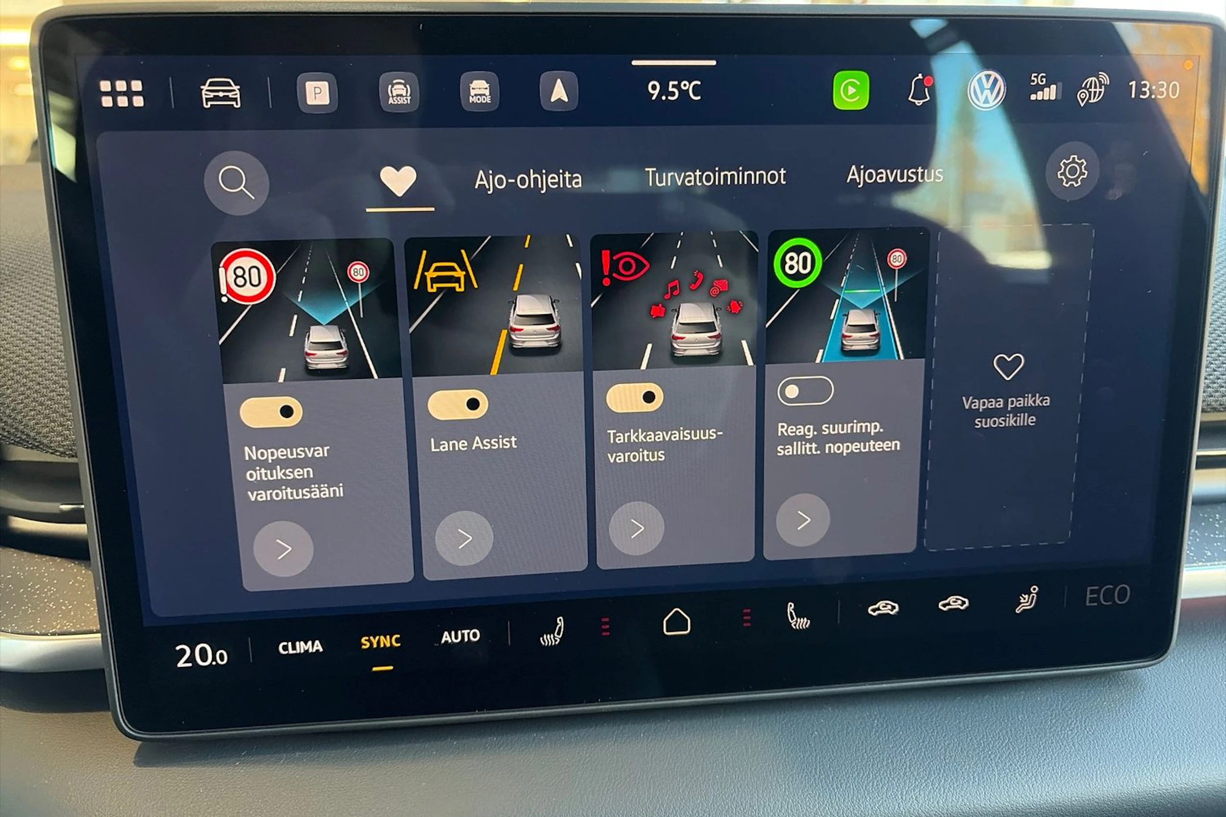 musta Volkswagen ID.3 Neo 2026 kuva 19.