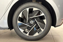 met. harmaa Volkswagen ID.3 2026 kuva 10.